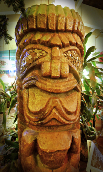 Large resin tiki with shell eyes